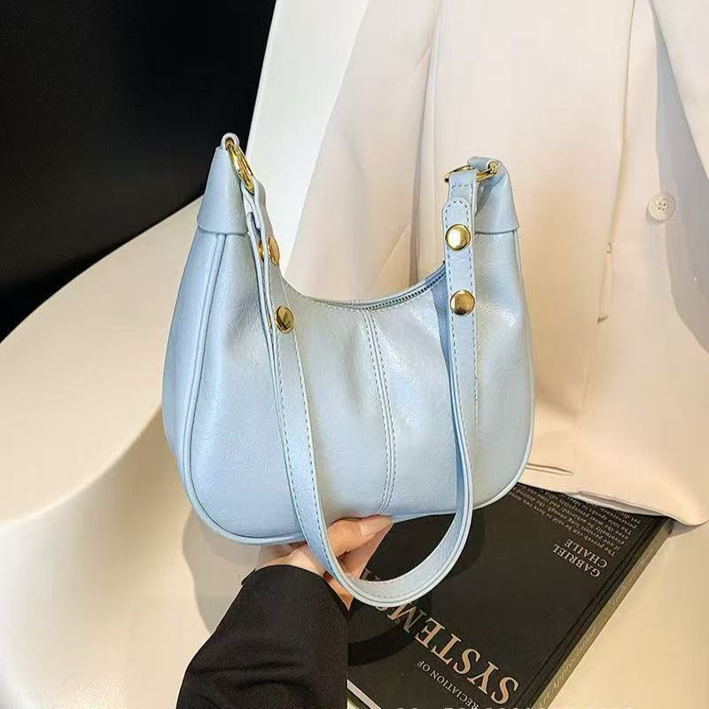 AURELIA™ - Chic Simple Color Zipper Shoulder Bag